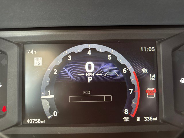 Used 2025 Toyota 4Runner SR5 AWD/4WD image 11