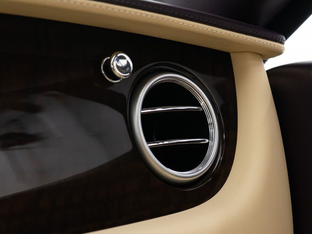 Used 2017 Bentley Continental GT image 37