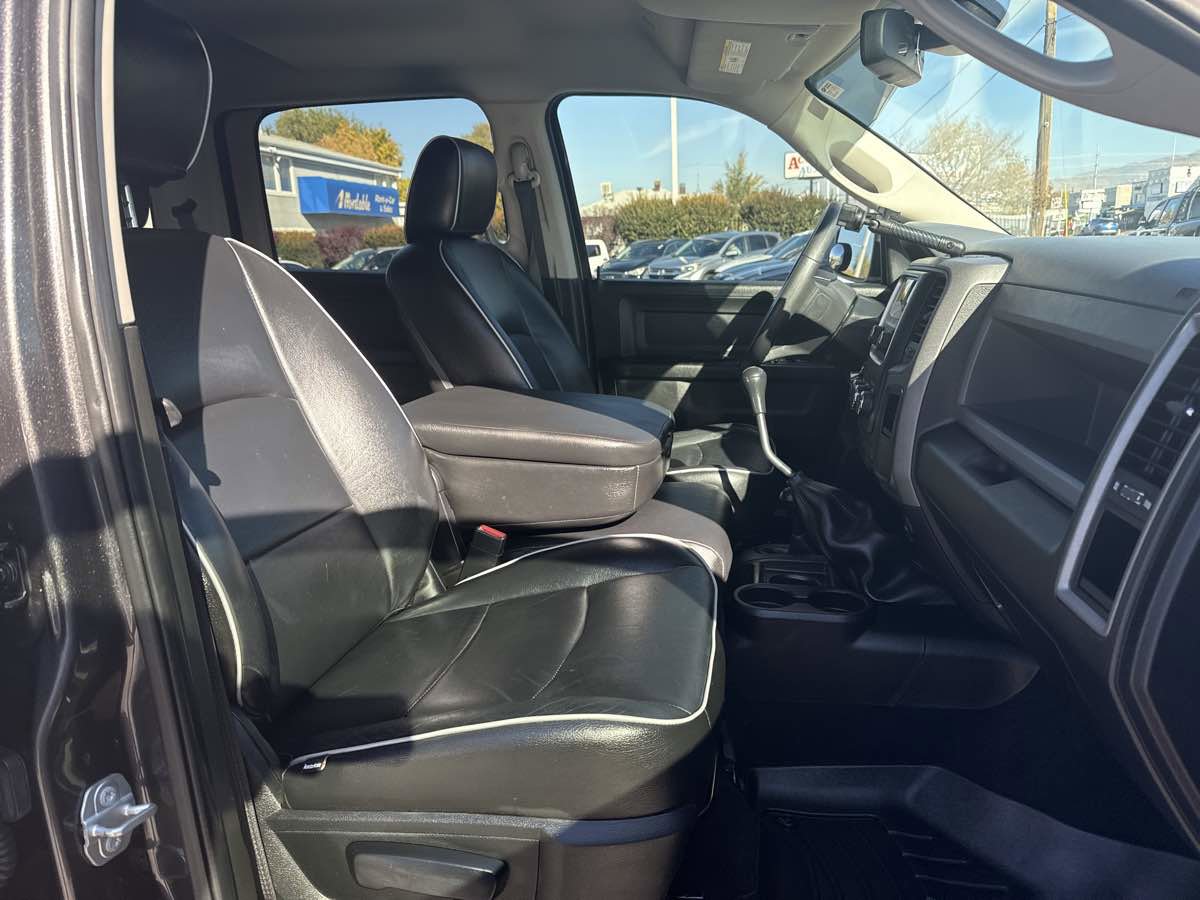 Used 2018 RAM 2500 Tradesman w/ Chrome Appearance Group AWD/4WD image 21