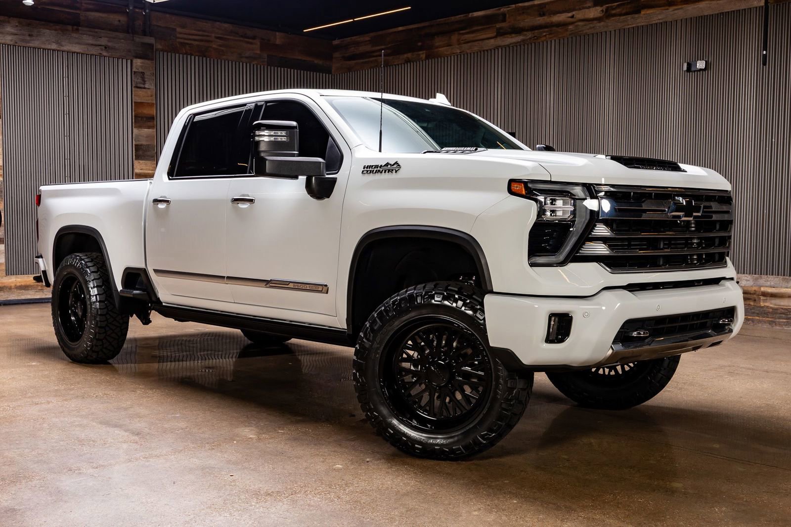 Used 2024 Chevrolet Silverado 2500 High Country w/ High Country Premium Package