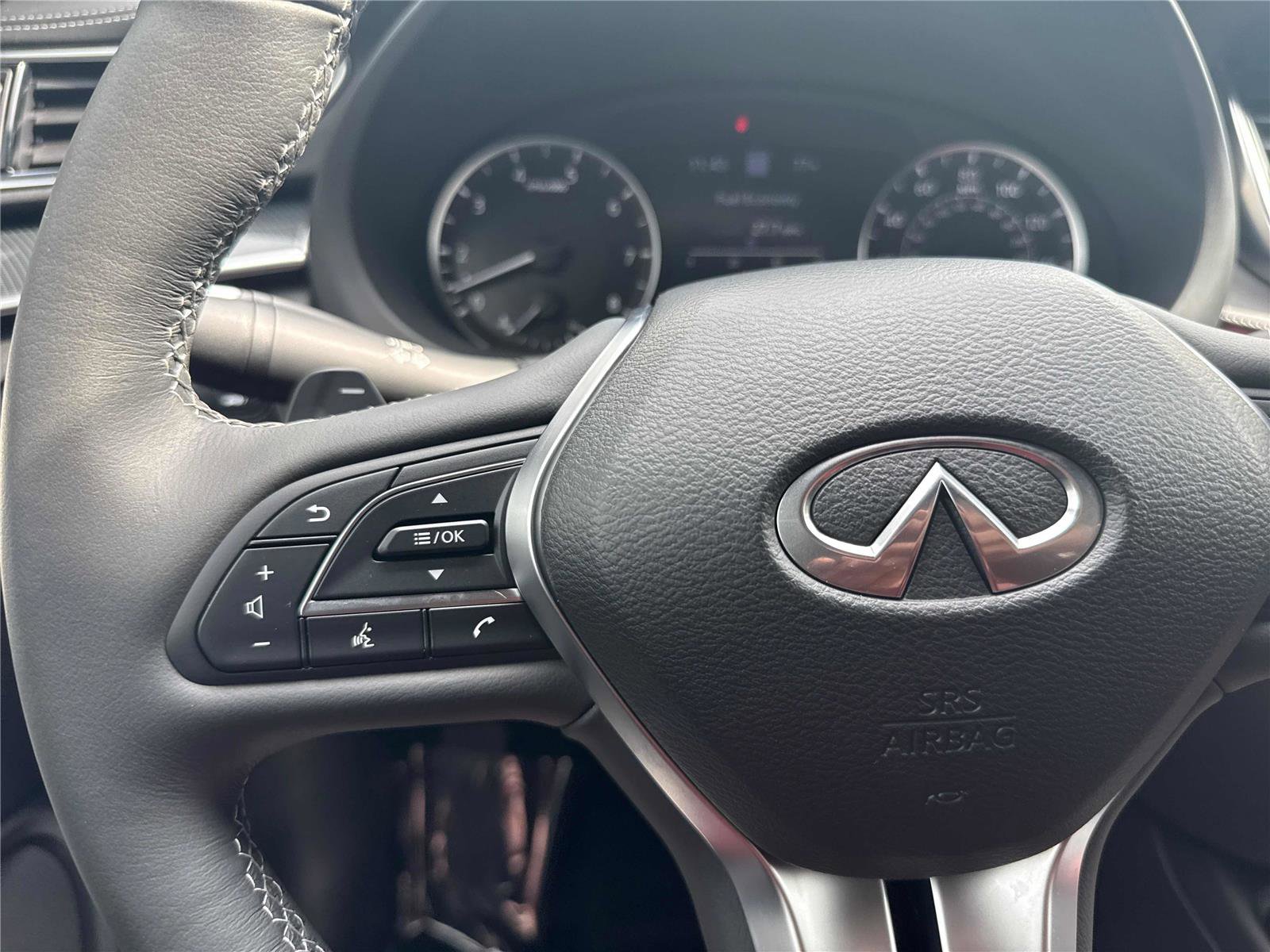 Used 2023 INFINITI QX50 Sport FWD image 18
