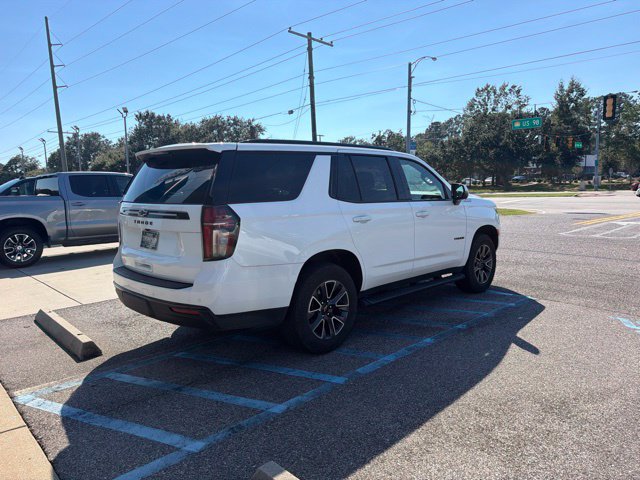 Used 2023 Chevrolet Tahoe Z71 w/ Luxury Package AWD/4WD image 5