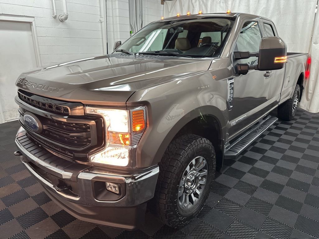 Used 2022 Ford F350 Lariat w/ Lariat Value Package image 4