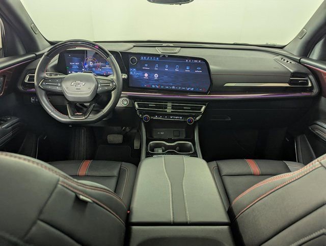 Used 2024 Chevrolet Traverse RS AWD/4WD image 15