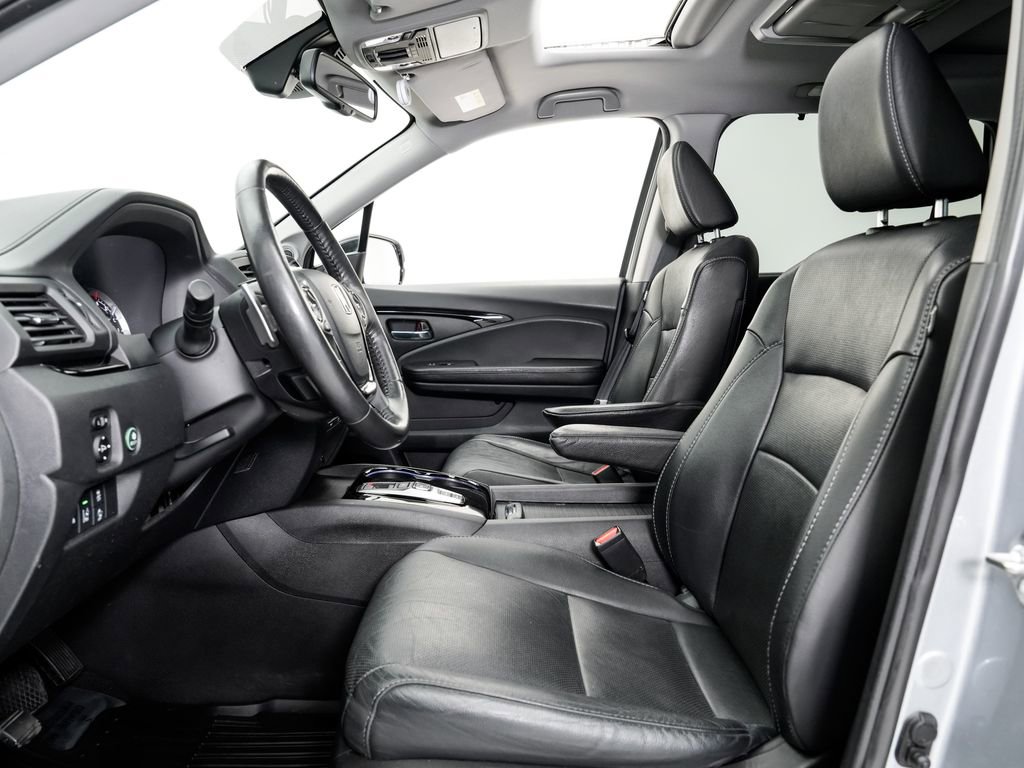 Used 2018 Honda Pilot Elite image 6