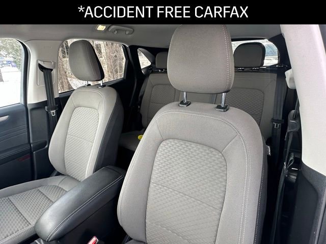Used 2022 Ford Escape SE w/ Cold Weather Package image 2