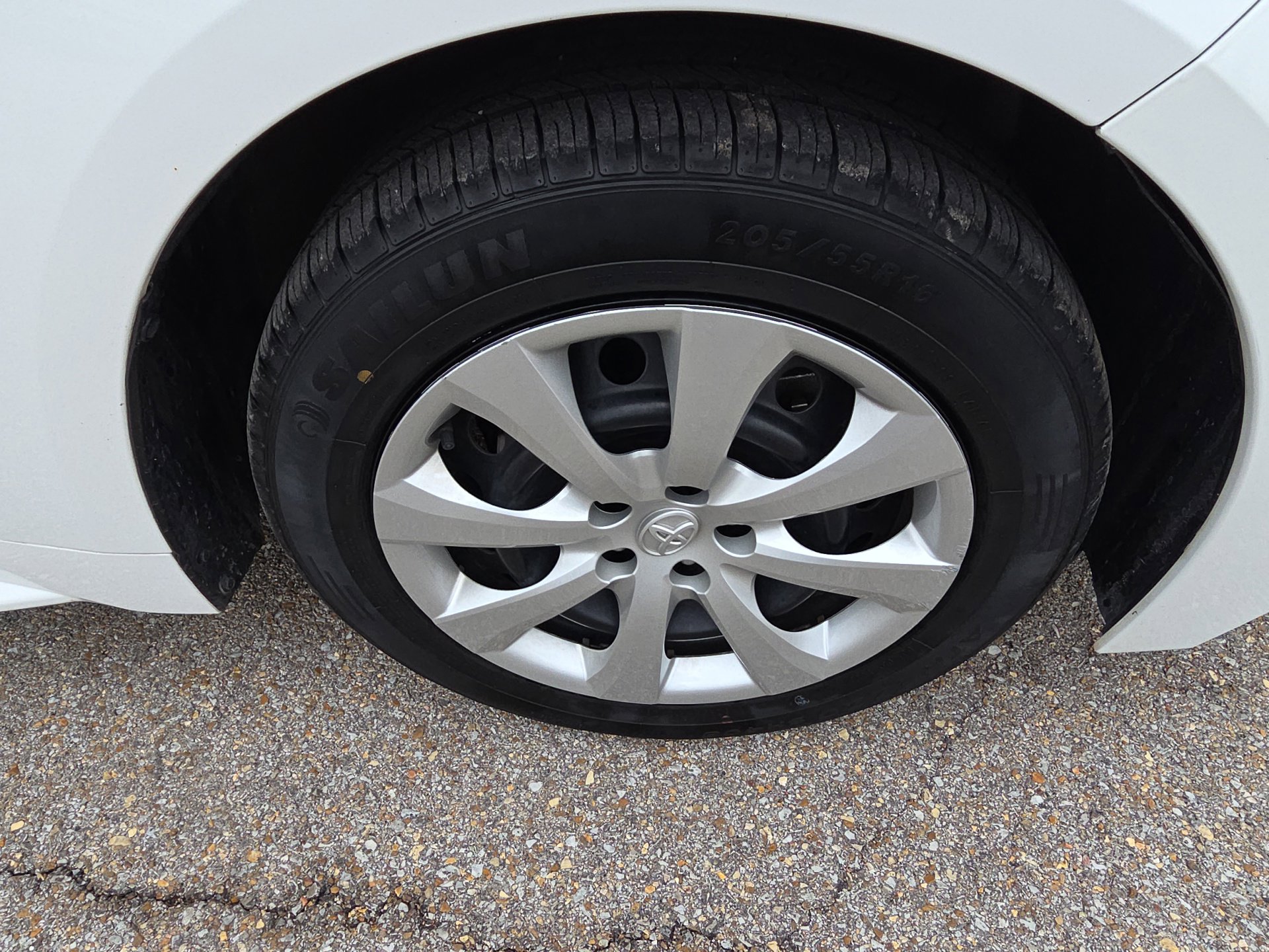 Used 2024 Toyota Corolla LE image 10