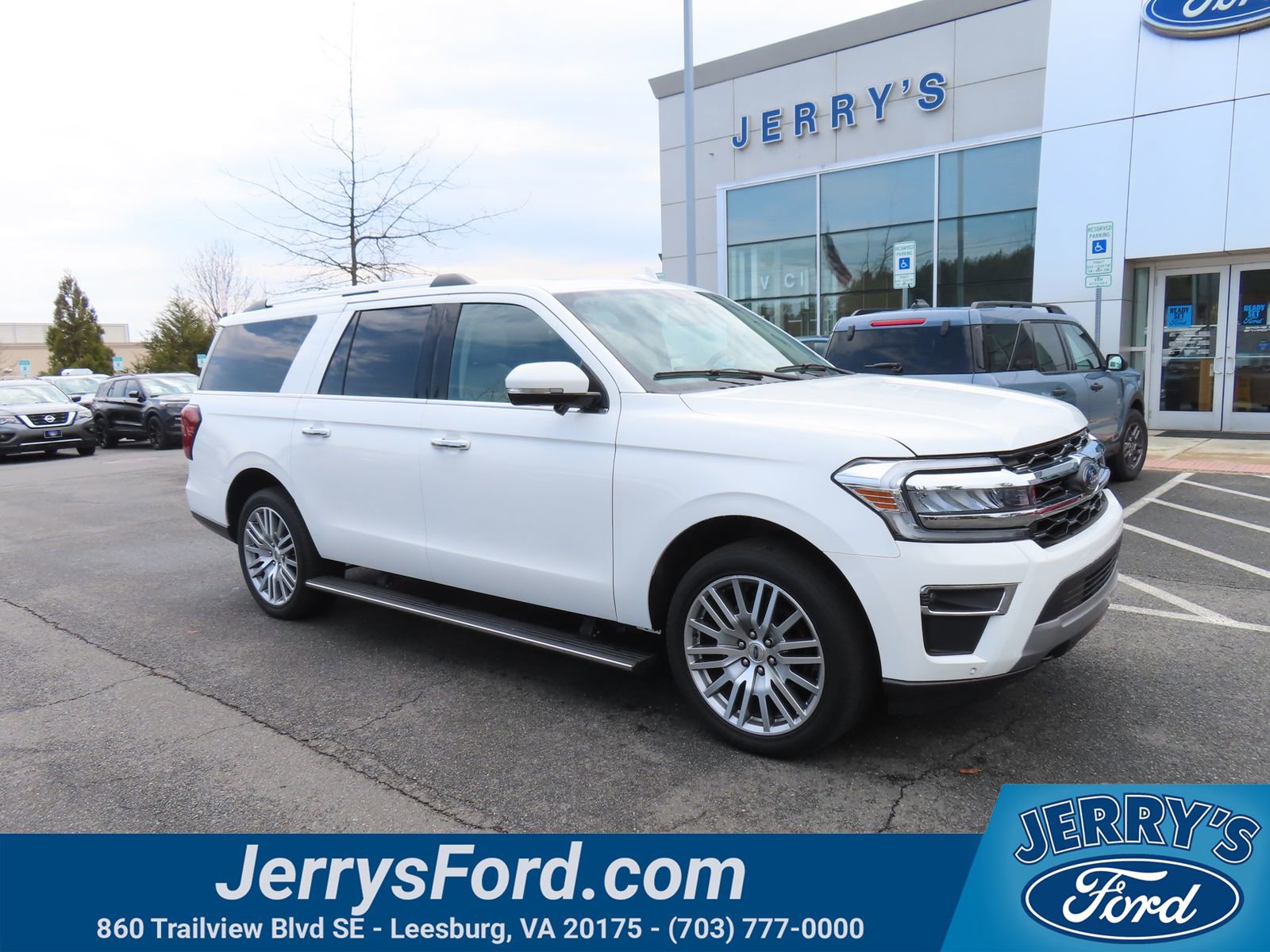 Used 2023 Ford Expedition Max Limited image 1