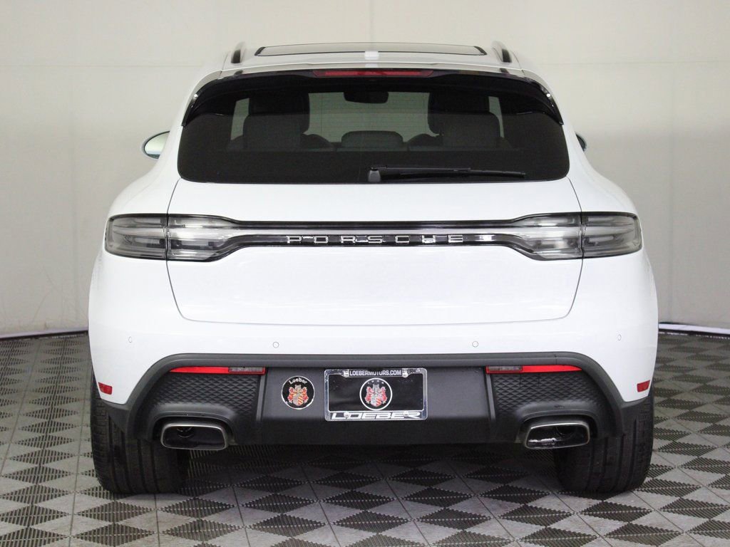 Certified 2025 Porsche Macan image 6