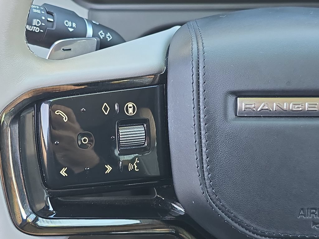 Certified 2026 Land Rover Range Rover Velar S AWD/4WD image 17