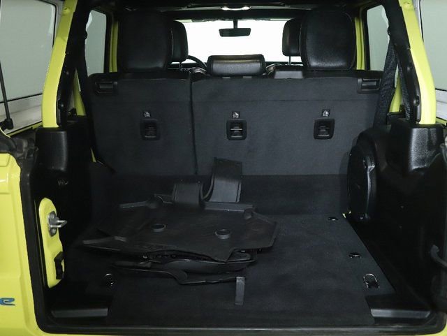 Used 2023 Jeep Wrangler Unlimited Sahara w/ Cold Weather Group image 29