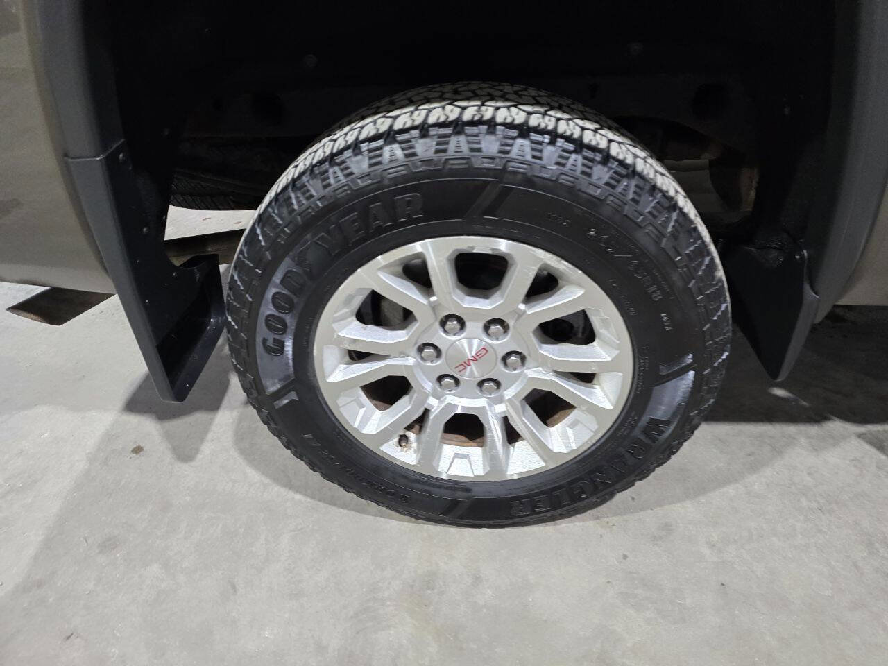 Used 2015 GMC Sierra 1500 SLE w/ All-Terrain Package image 27