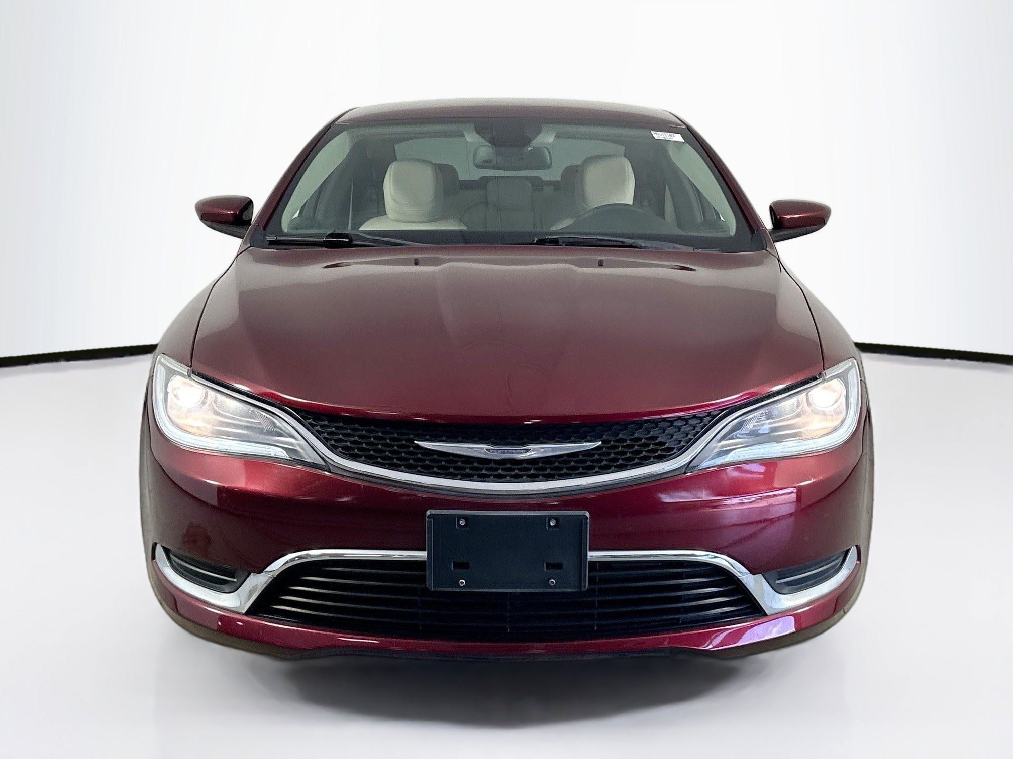 Used 2017 Chrysler 200 Limited Platinum w/ Comfort & Convenience Group FWD image 2