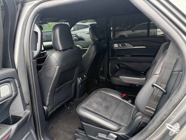 Used 2025 Ford Explorer ST RWD image 22