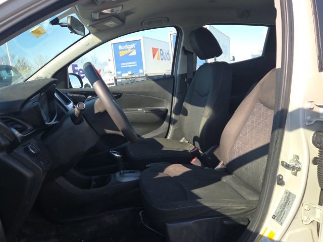 Used 2020 Chevrolet Spark LT image 22