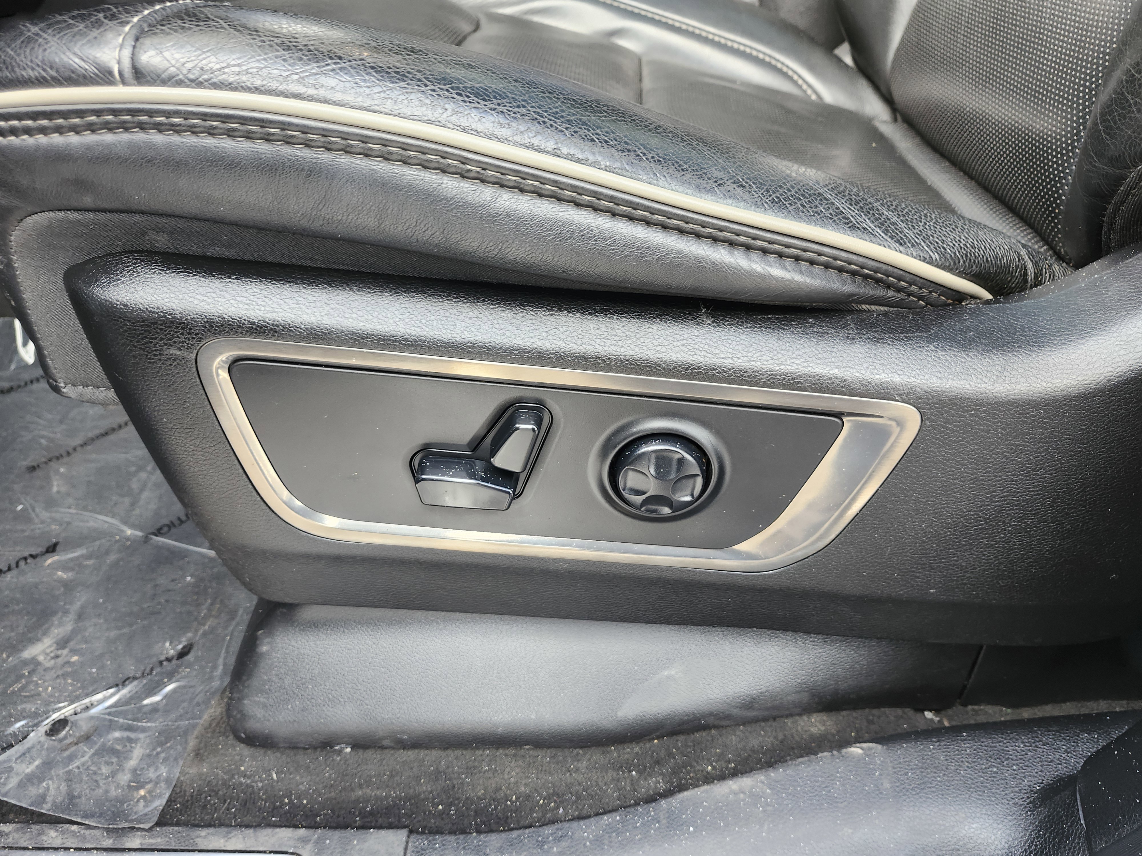 Used 2019 RAM 1500 Limited image 27