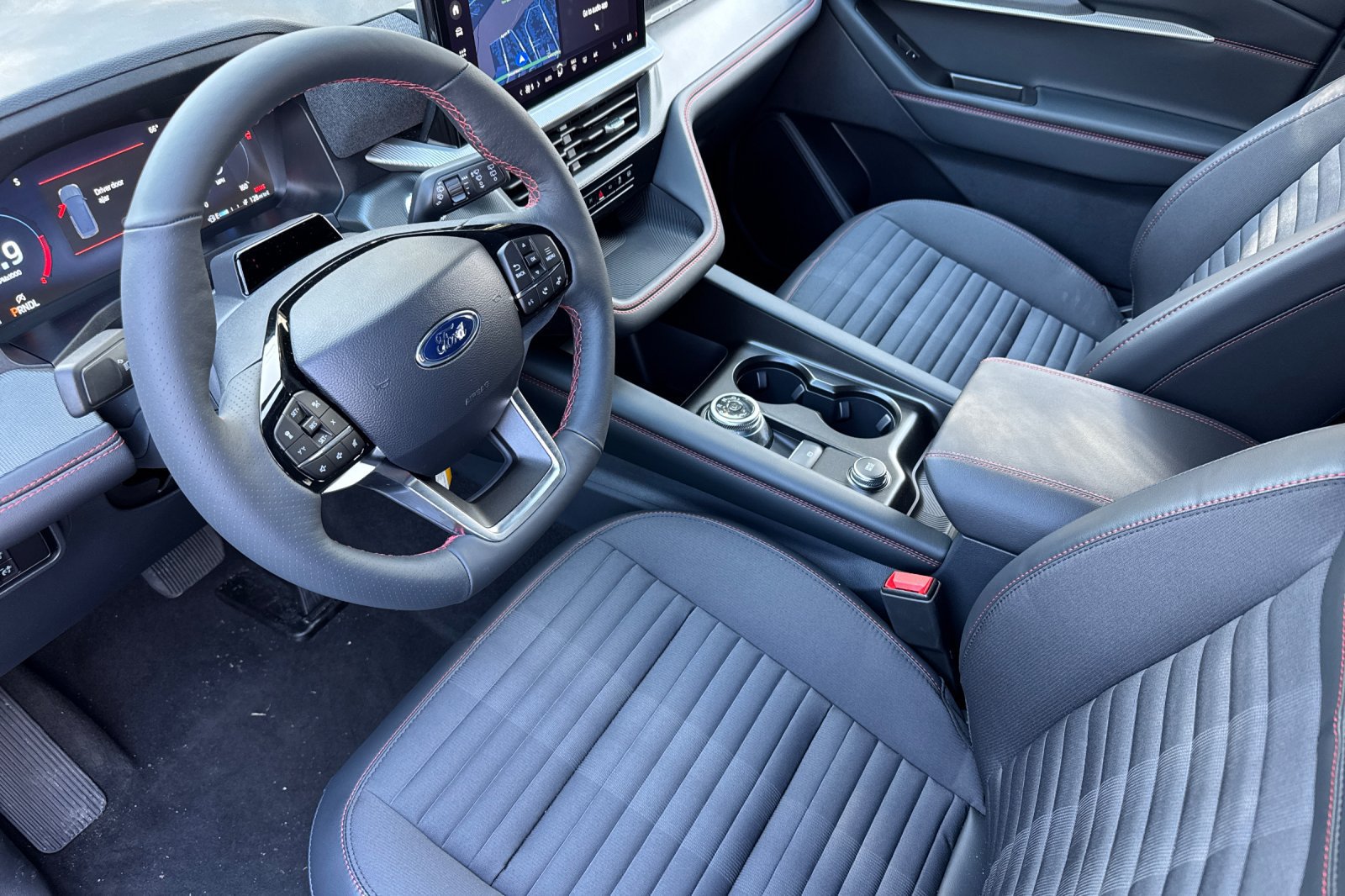 New 2026 Ford Explorer ST-Line AWD/4WD image 10
