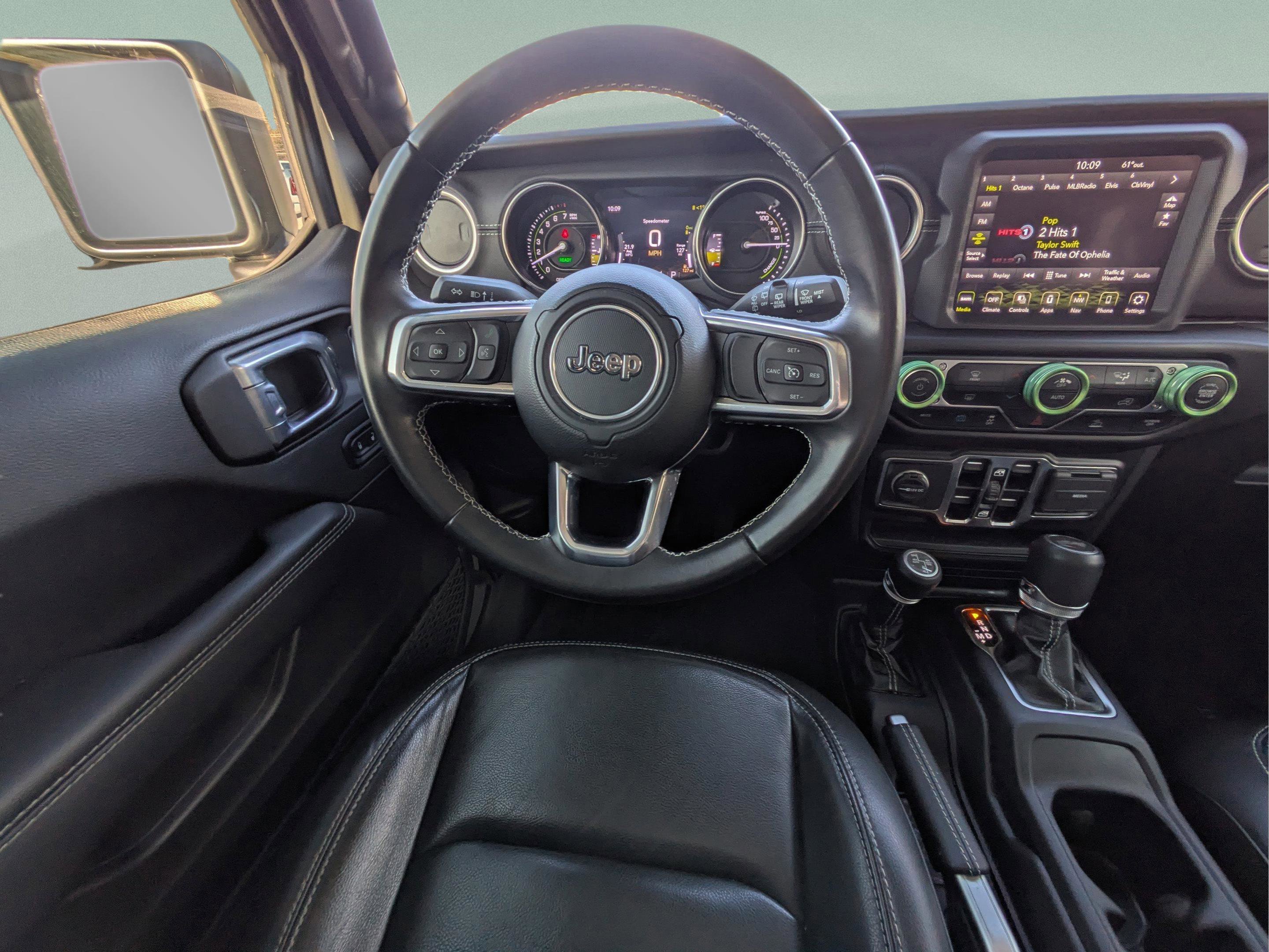 Used 2022 Jeep Wrangler Unlimited Sahara image 17