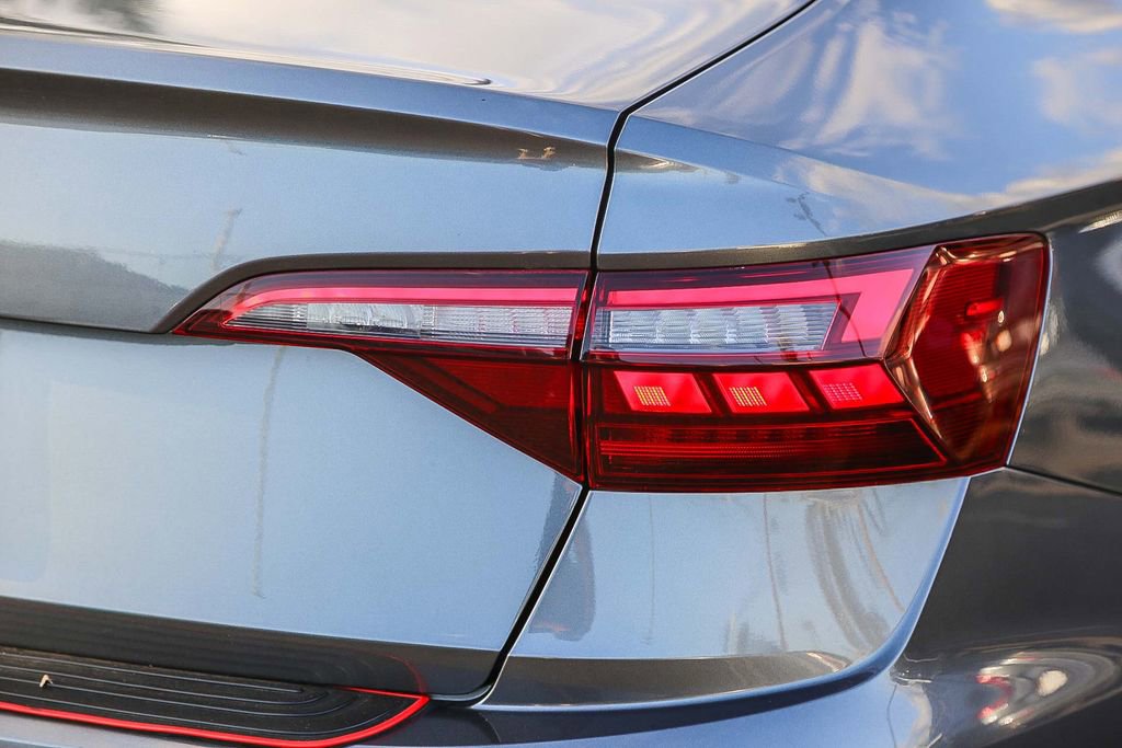 Used 2020 Volkswagen Jetta S image 11