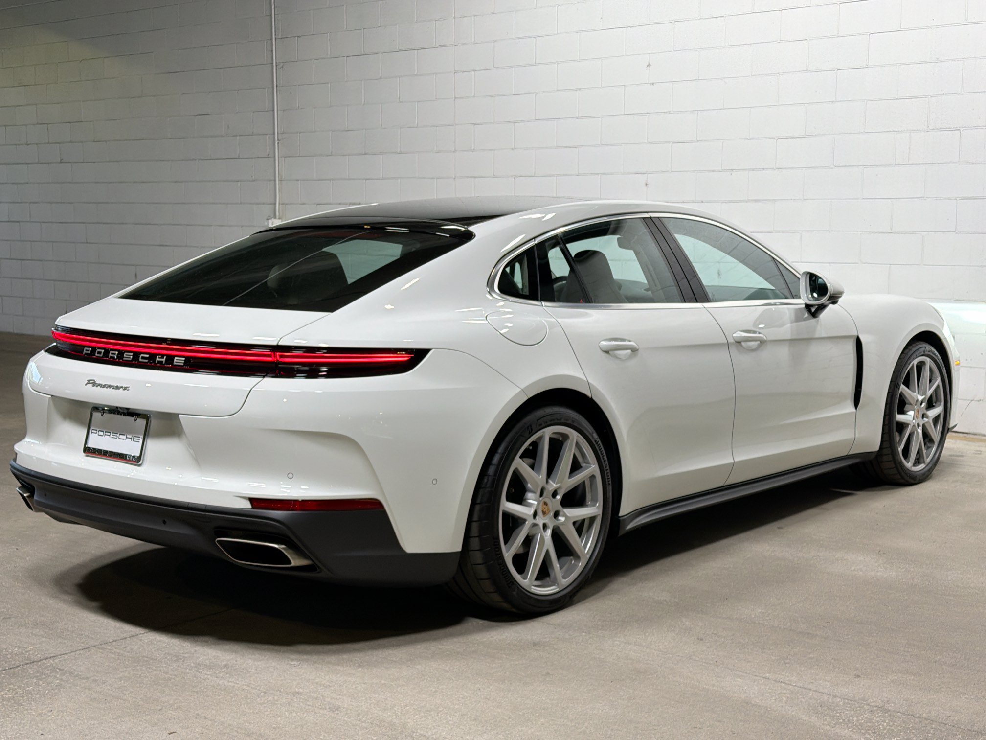Certified 2026 Porsche Panamera image 7