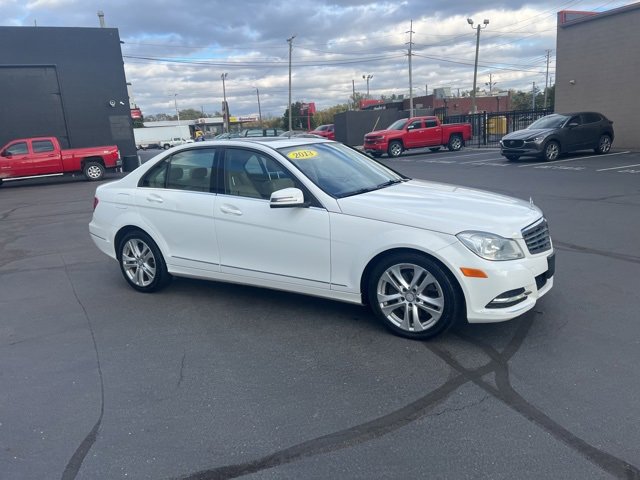 Used 2013 Mercedes-Benz C 300 4MATIC Sedan image 2