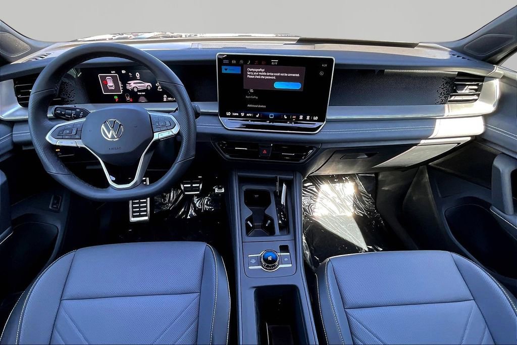 New 2026 Volkswagen Tiguan SE R-Line AWD/4WD image 7