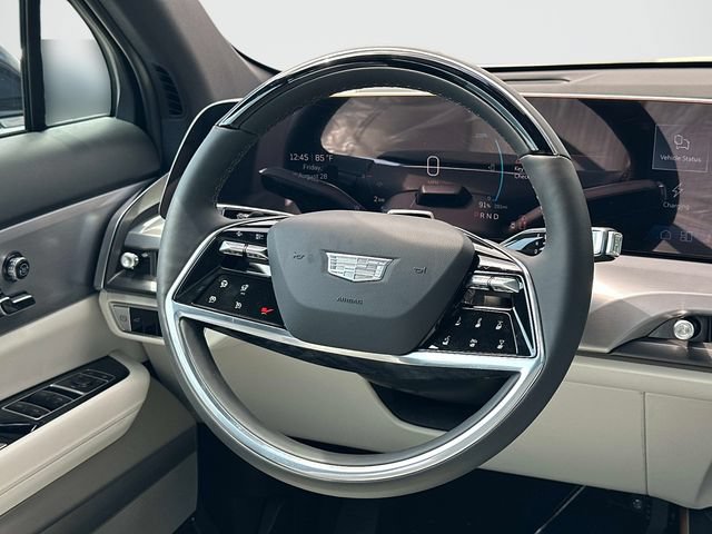 New 2027 Cadillac Vistiq Sport w/ LPO, Floor Liner Package AWD/4WD image 5