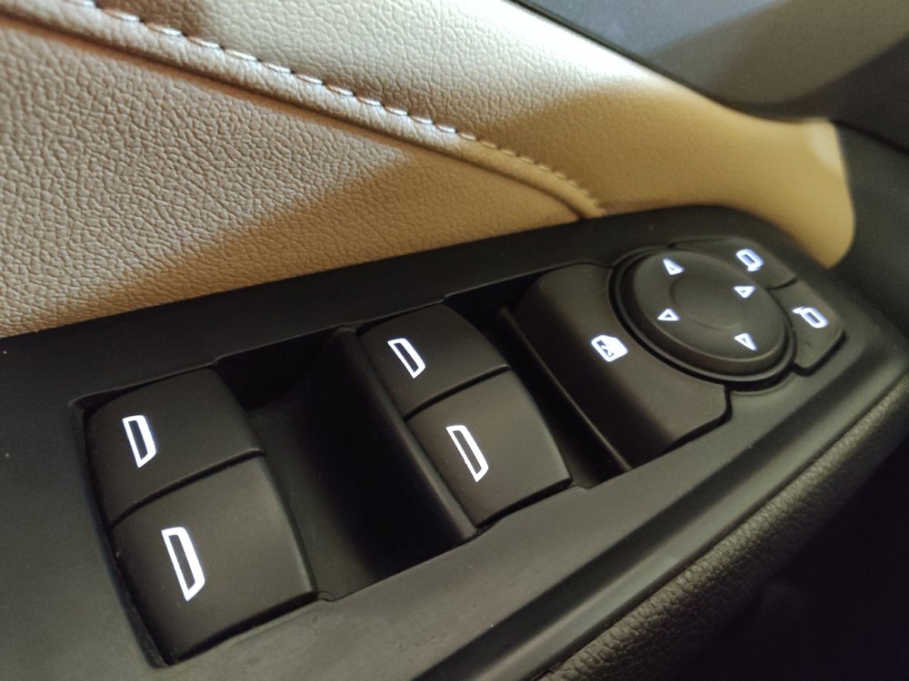 Used 2023 Chevrolet Traverse LS w/ Safety Package FWD image 27