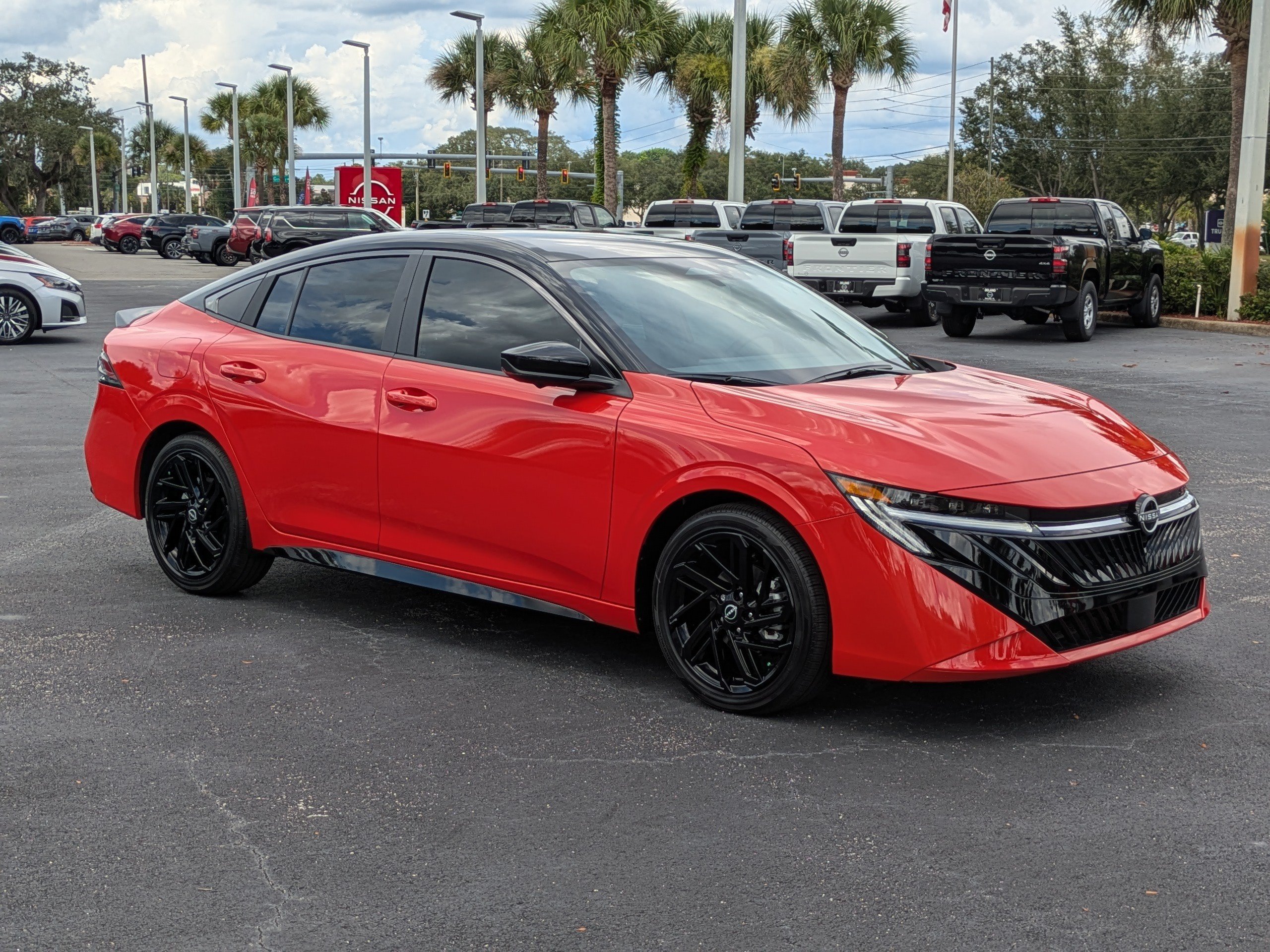 New 2027 Nissan Sentra SR FWD image 2