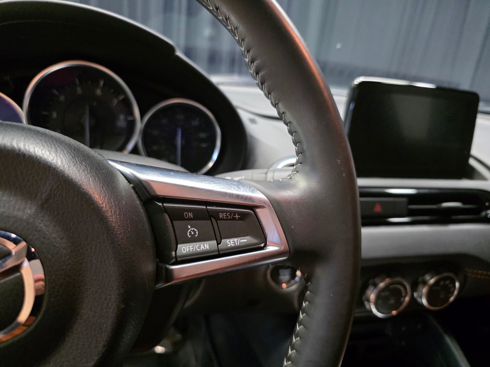 Used 2022 MAZDA MX-5 Miata Grand Touring RWD image 39