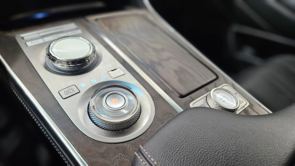 Used 2024 Genesis GV80 2.5T image 33