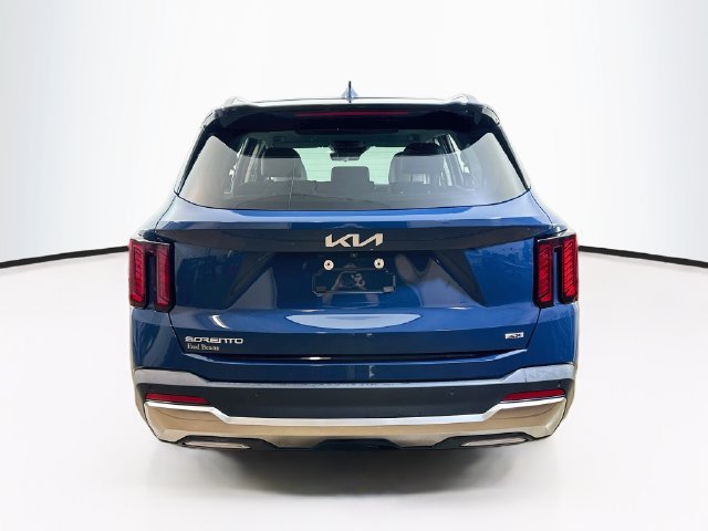 Used 2025 Kia Sorento S w/ Panoramic Sunroof Package AWD/4WD image 8