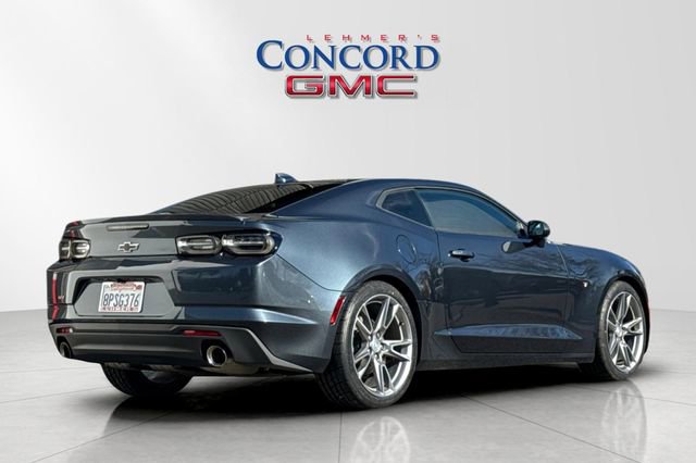 Used 2020 Chevrolet Camaro LT w/ RS Package image 4