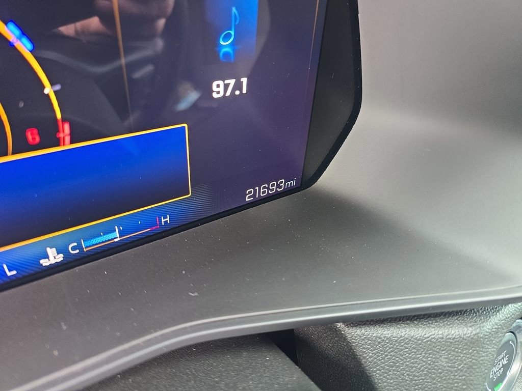 Used 2024 Chevrolet Colorado Trail Boss w/ Technology Package image 18