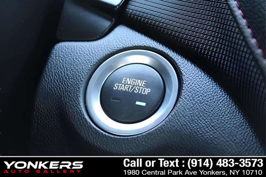 Used 2022 Chevrolet Equinox RS w/ Infotainment Package image 36