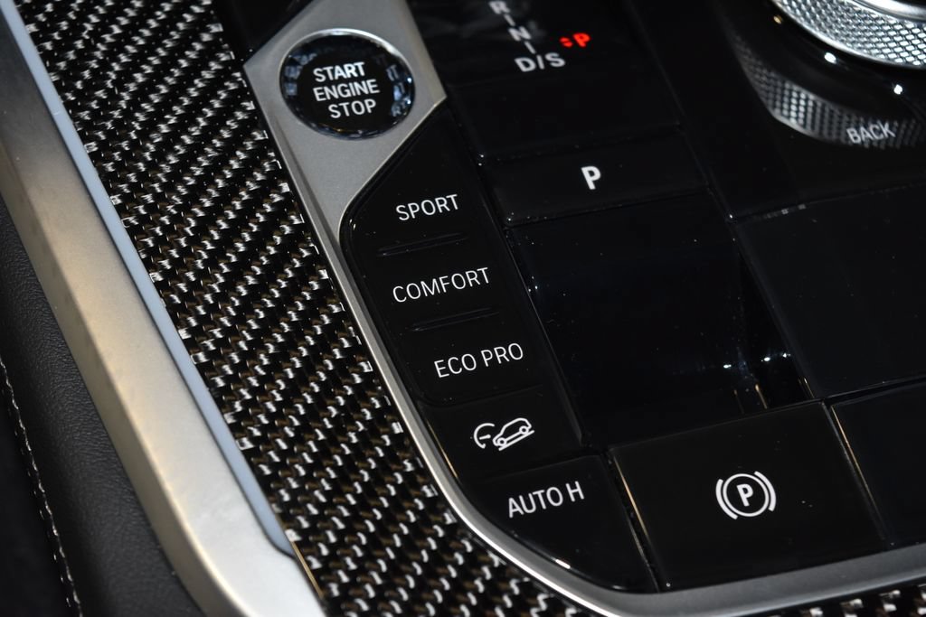 Certified 2025 BMW X5 M60i AWD/4WD image 17