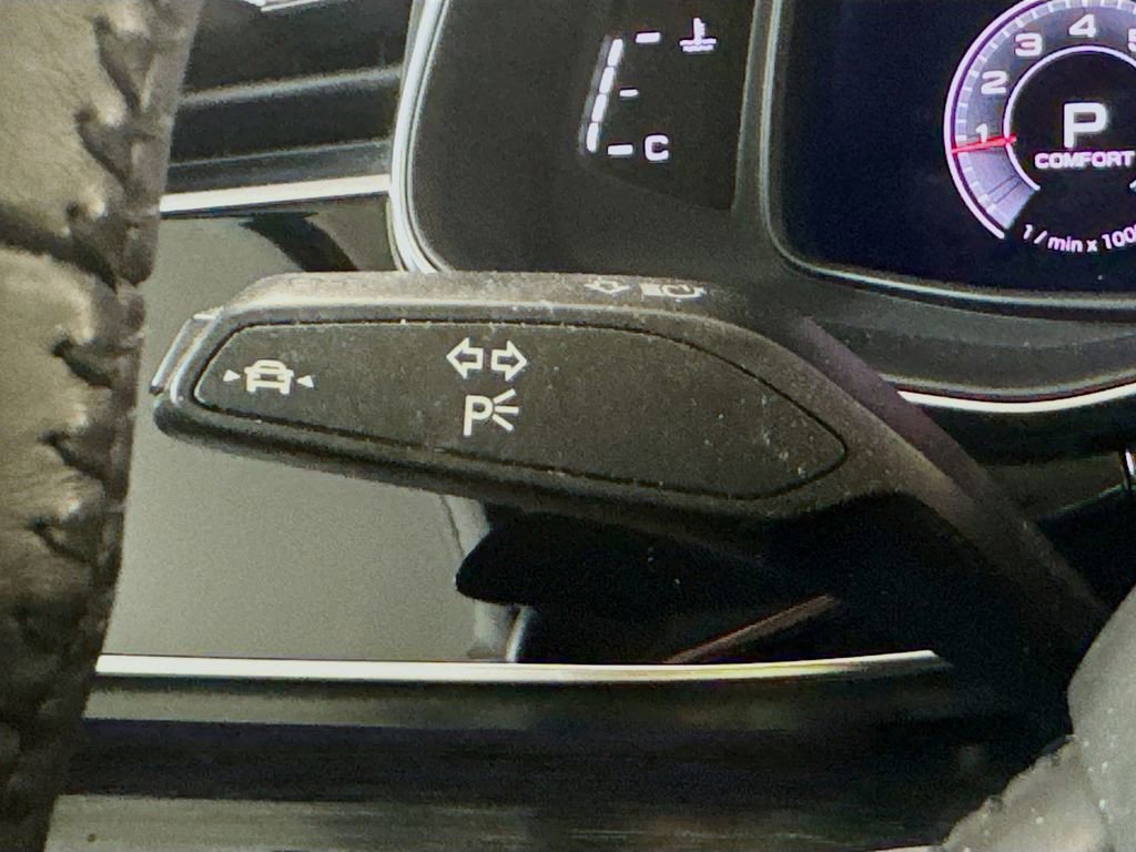 Used 2020 Audi Q7 2.0T Premium Plus w/ Premium Plus Package image 12