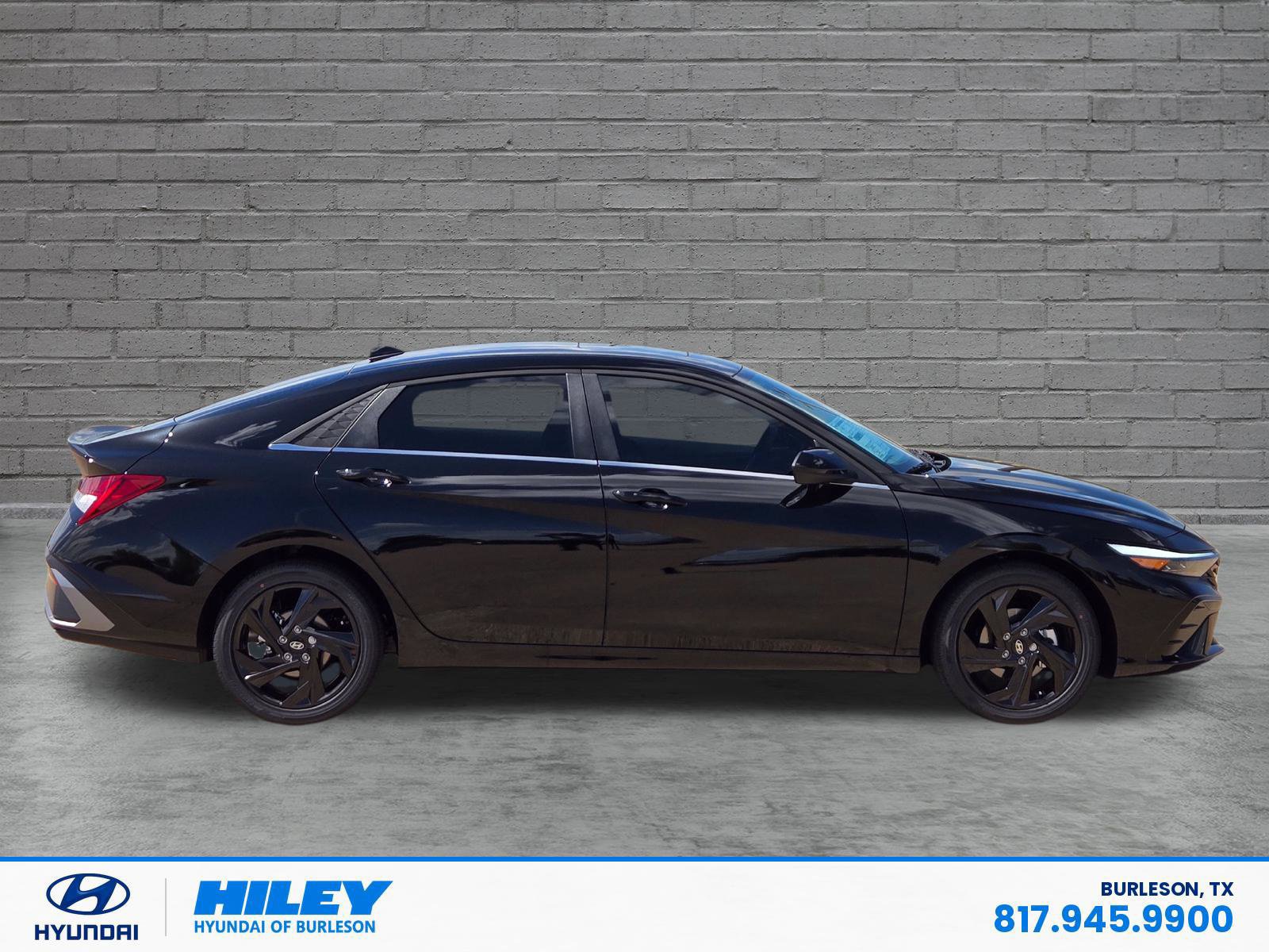 New 2026 Hyundai Elantra SEL Sport Premium FWD image 3
