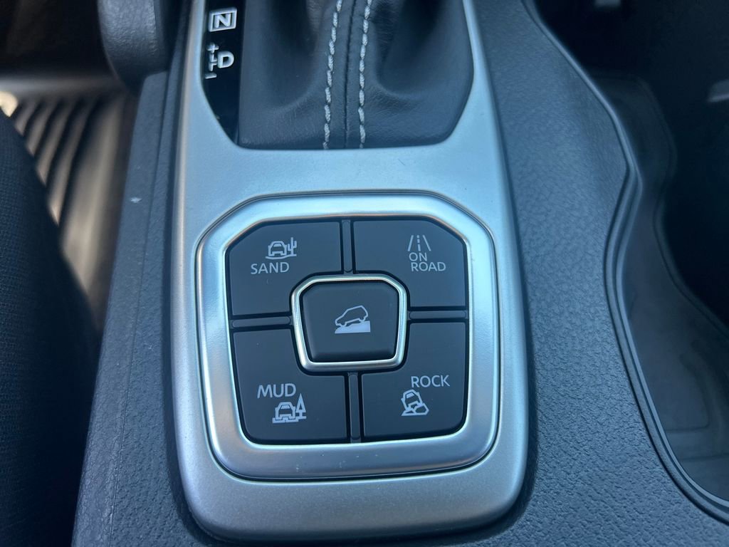 New 2026 Nissan Frontier SV w/ All-Weather Content Package image 39