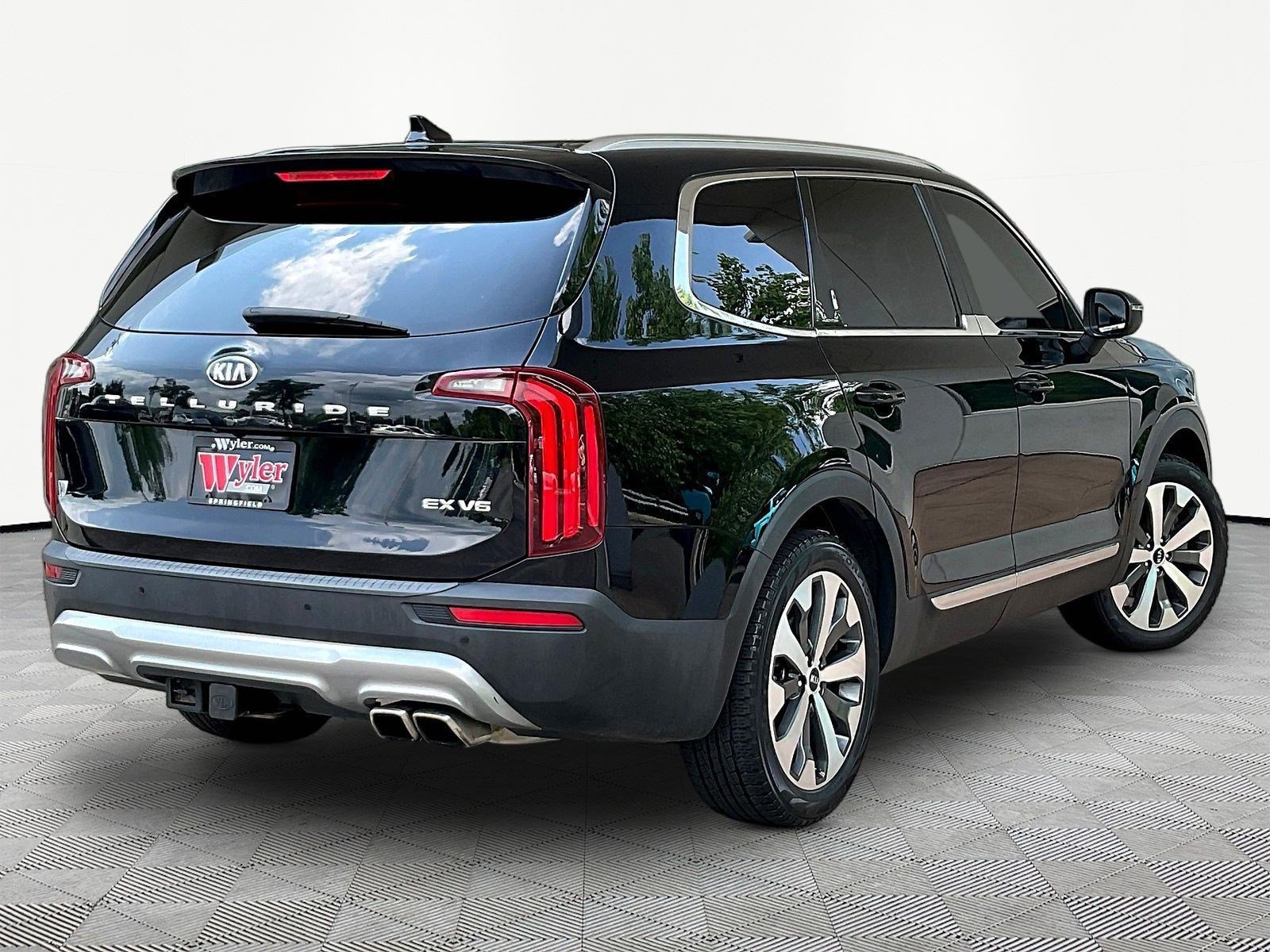 Used 2020 Kia Telluride EX w/ EX Premium Package FWD image 6