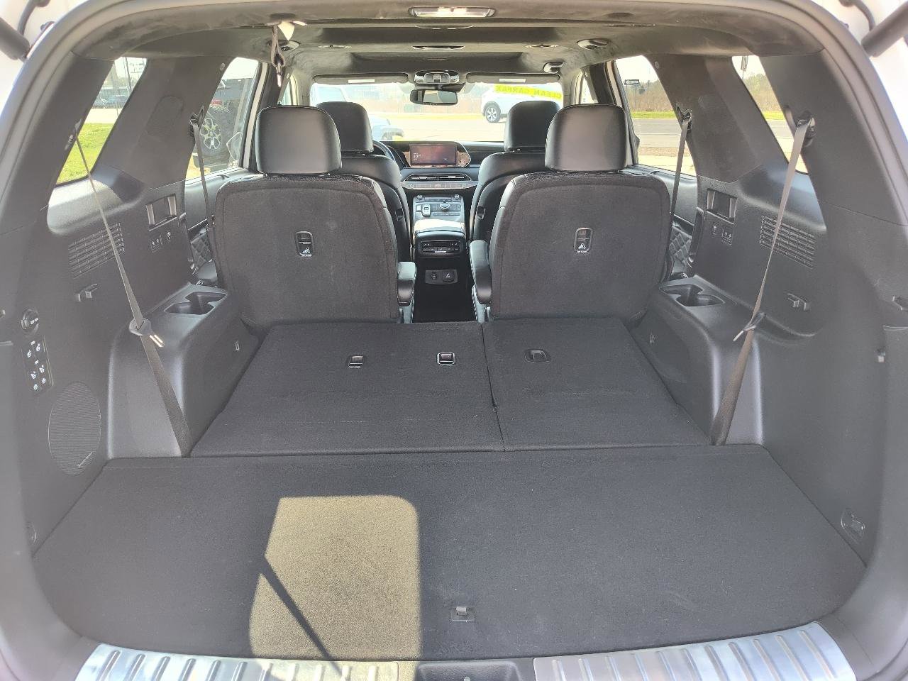 Used 2021 Hyundai Palisade Calligraphy image 6