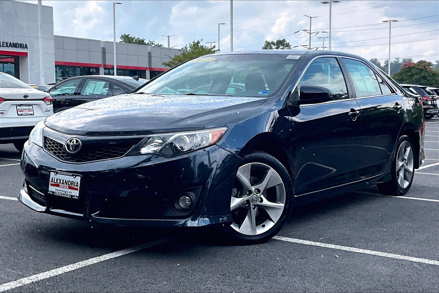 Used 2013 Toyota Camry SE