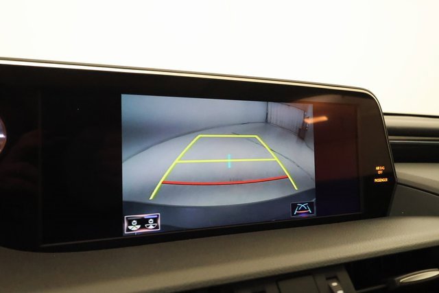 Used 2021 Lexus ES 300h 300h w/ Premium Package image 17