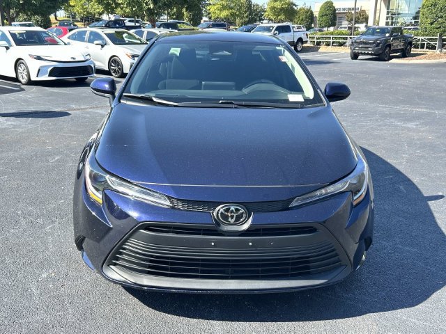 Used 2025 Toyota Corolla LE FWD image 9