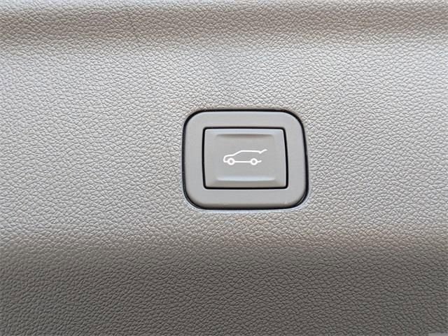 New 2026 GMC Yukon Elevation image 15