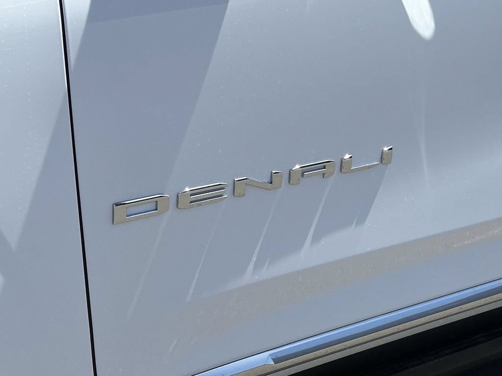 New 2026 GMC Yukon XL Denali AWD/4WD image 33