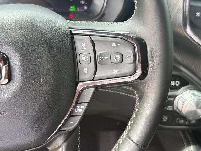 Used 2025 RAM 1500 Limited w/ Off Road Group AWD/4WD image 15