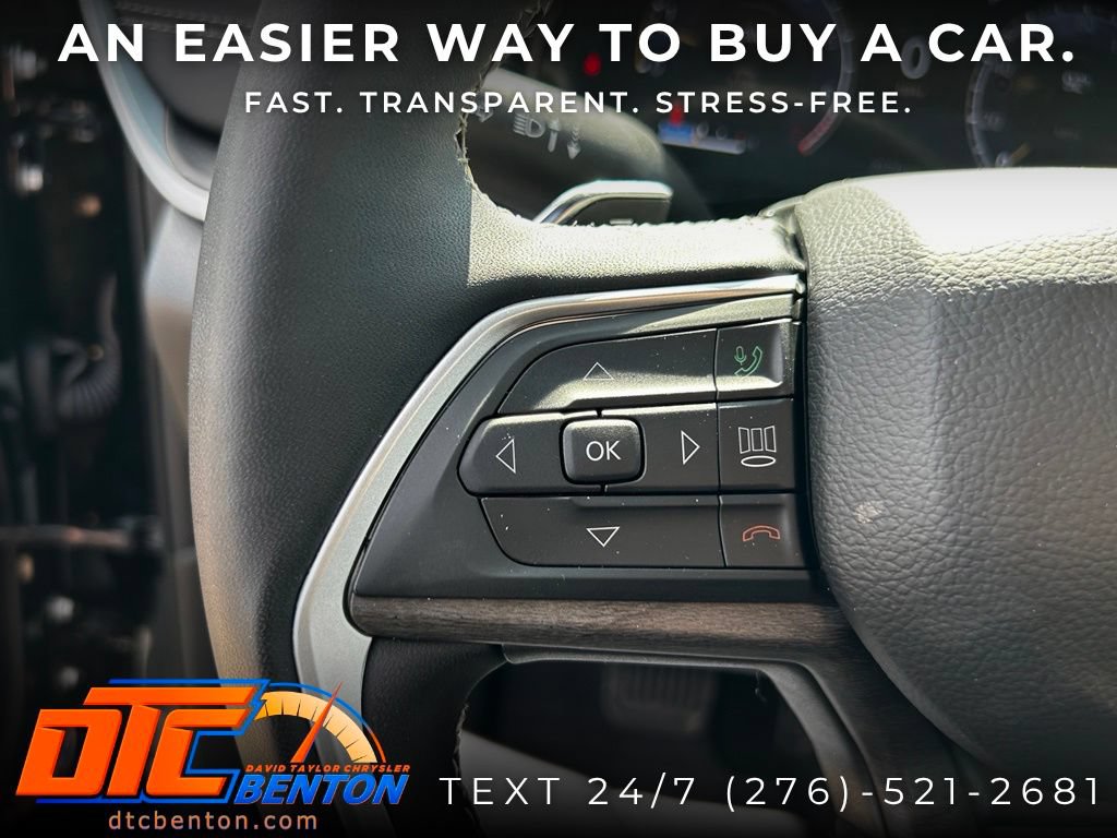 Used 2025 Jeep Grand Cherokee L Limited w/ Luxury Tech Group II AWD/4WD image 13