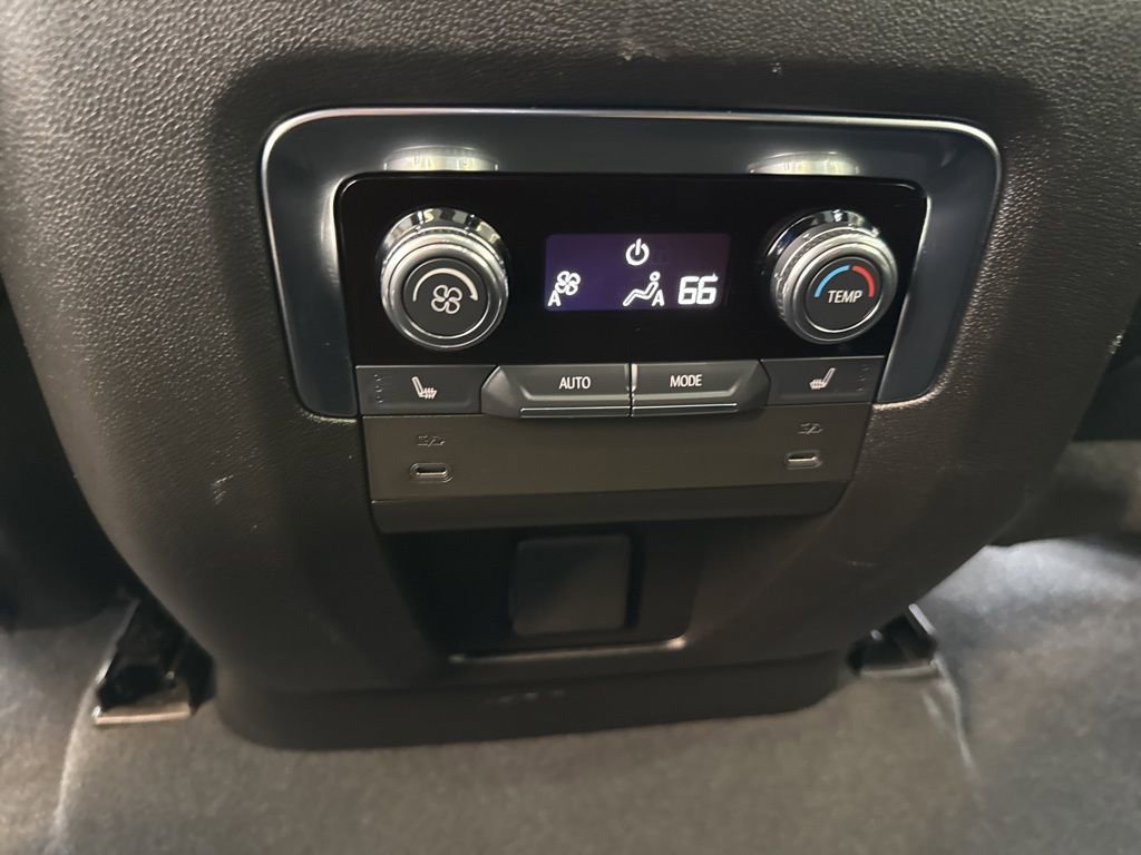 Certified 2025 GMC Yukon XL Denali w/ Sun & Power Step Package AWD/4WD image 25
