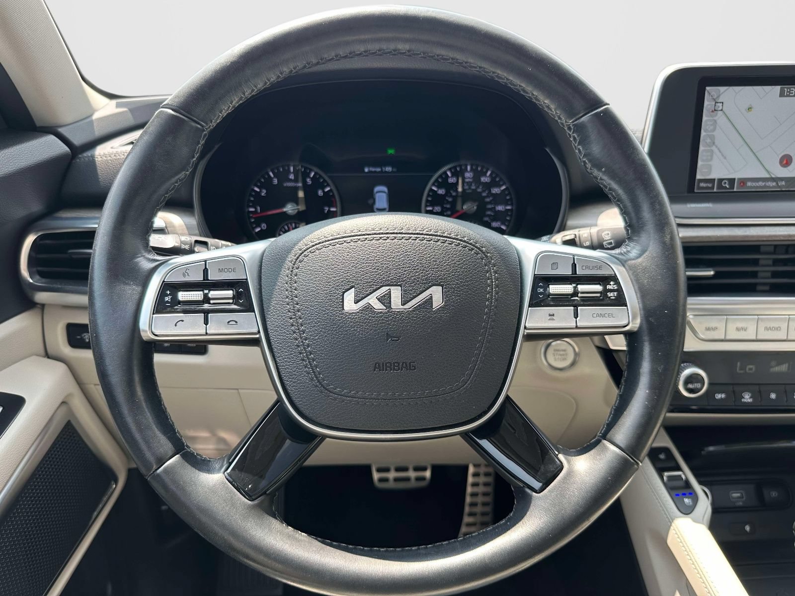 Used 2022 Kia Telluride SX w/ Nightfall Edition Package AWD/4WD image 22
